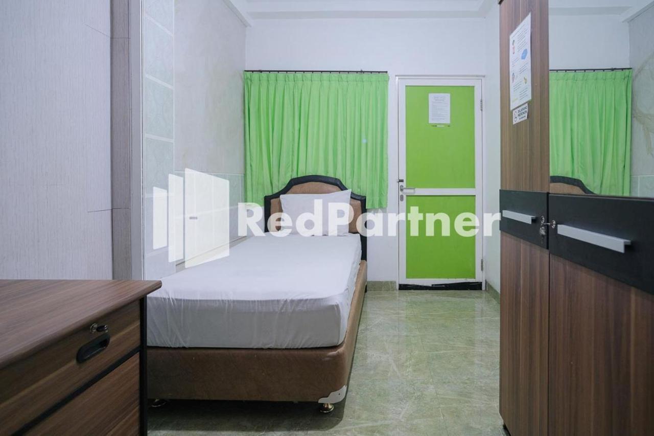 Pondok Hijau Syariah Mitra Reddoorz At Citraland Surabaya Dış mekan fotoğraf